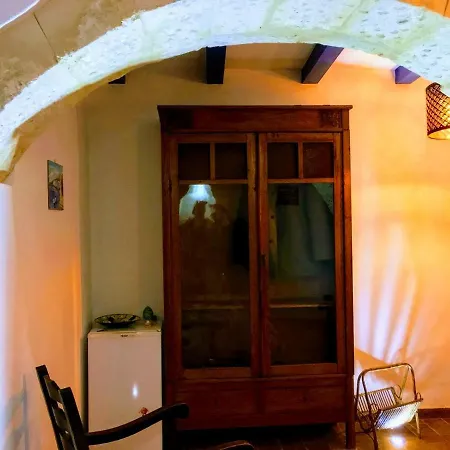 Apartment Paranza *