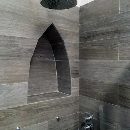 Paranza Apartment