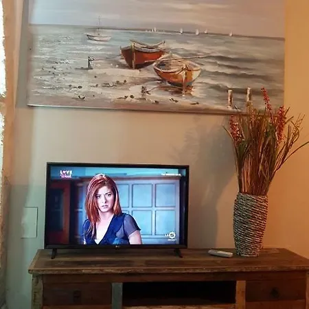 Paranza Apartment *